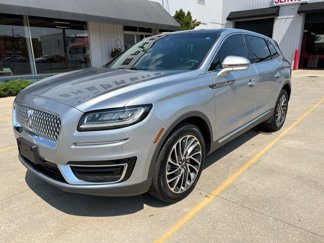 Used 2020 Lincoln Nautilus Reserve image 1