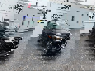 Used 2024 Nissan Kicks SV image 1