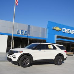Used 2023 Ford Explorer XLT w/ Equipment Group 202A image 1