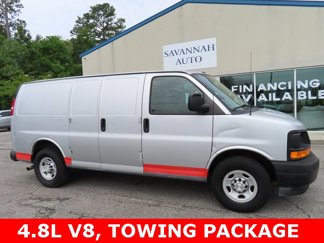 Used 2017 Chevrolet Express 2500 image 1