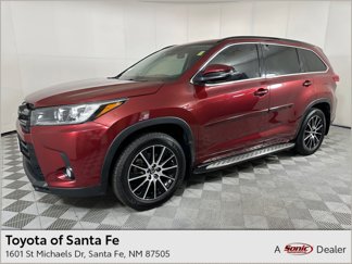 Used 2017 Toyota Highlander AWD V6 video 1
