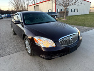Used 2009 Buick Lucerne CXL image 1