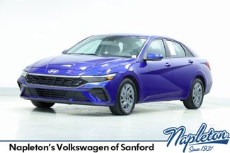 Used 2024 Hyundai Elantra SEL image 1