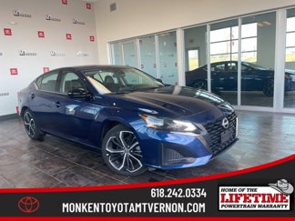 Used 2023 Nissan Altima 2.5 SR image 1