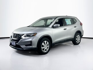 Used 2018 Nissan Rogue S image 1