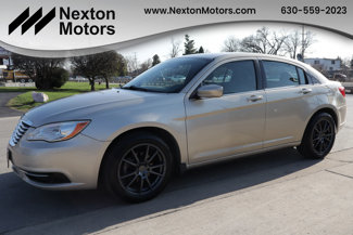Used 2013 Chrysler 200 Touring image 1
