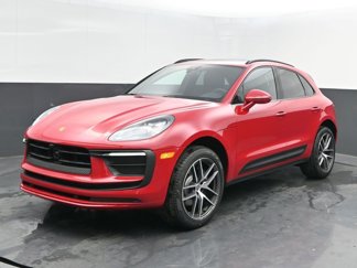 New 2025 Porsche Macan image 1