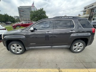 Used 2015 GMC Terrain SLE w/ Chrome Edition image 1