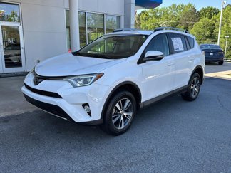 Used 2017 Toyota RAV4 XLE image 1