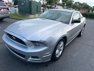 Used 2014 Ford Mustang Coupe image 1