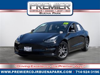 Used 2019 Tesla Model 3 Standard Range Plus image 1