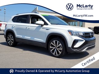 Used 2024 Volkswagen Taos SE image 1
