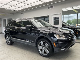 Used 2020 Volkswagen Tiguan SEL image 1