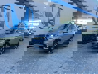 Used 2019 Jeep Cherokee Limited image 1