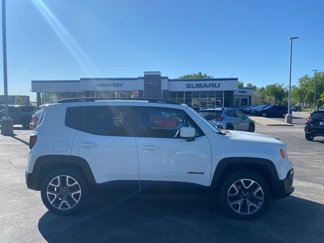 Used 2017 Jeep Renegade Latitude w/ Popular Equipment Group image 1