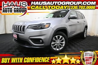 Used 2019 Jeep Cherokee Latitude w/ Popular Appearance Group image 1