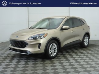Used 2020 Ford Escape SE image 1