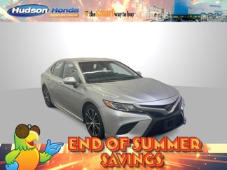 Used 2020 Toyota Camry SE image 1