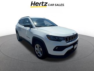 Used 2023 Jeep Compass Latitude image 1