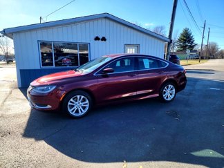 Used 2015 Chrysler 200 Limited image 1