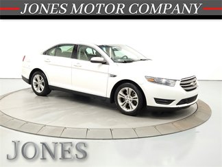 Used 2018 Ford Taurus SEL w/ Equipment Group 201A image 1