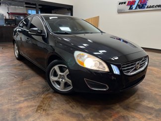 Used 2012 Volvo S60 T5 image 1