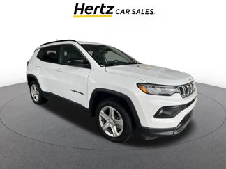 Used 2023 Jeep Compass Latitude image 1