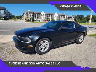 Used 2013 Ford Mustang Coupe image 1
