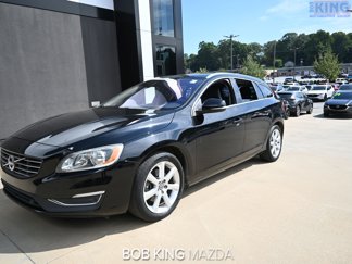 Used 2017 Volvo V60 T5 Premier w/ Convenience Package video 1