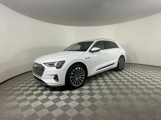 Used 2019 Audi e-tron Prestige image 1