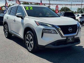 Used 2022 Nissan Rogue SV image 1