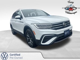 Certified 2022 Volkswagen Tiguan SE w/ Panoramic Sunroof Package image 1