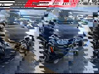 Used 2022 Volkswagen Tiguan SE R-Line image 1