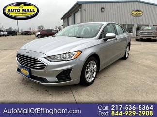 Used 2020 Ford Fusion SE image 1