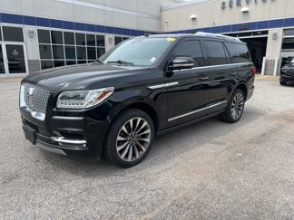 Used 2020 Lincoln Navigator Reserve image 1