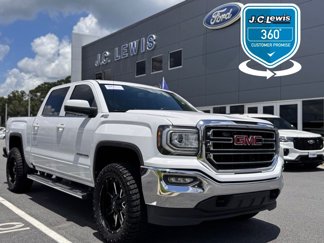 Used 2017 GMC Sierra 1500 SLE w/ SLE Value Package image 1