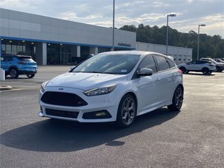 Used 2018 Ford Focus ST image 1