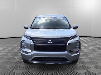 Used 2024 Mitsubishi Outlander SE video 2