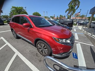 Used 2019 Mitsubishi Outlander SEL image 1