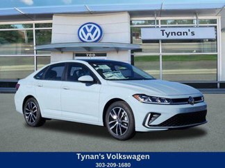 New 2025 Volkswagen Jetta SE image 1
