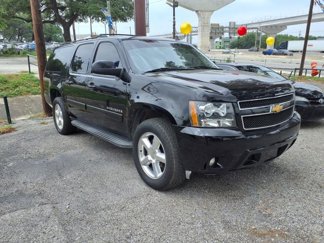 Used 2013 Chevrolet Suburban LT w/ Luxury Package image 1