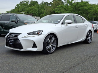 Used 2017 Lexus IS 300 AWD image 1