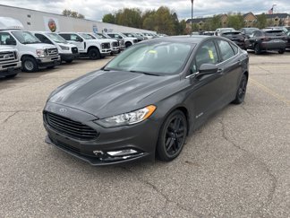 Used 2018 Ford Fusion SE image 1