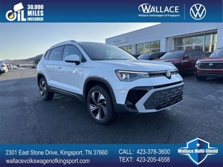 New 2025 Volkswagen Taos SE image 1