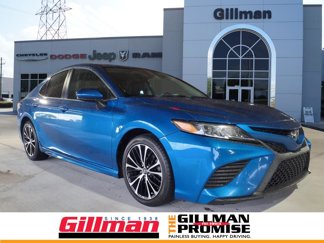 Used 2019 Toyota Camry L image 1