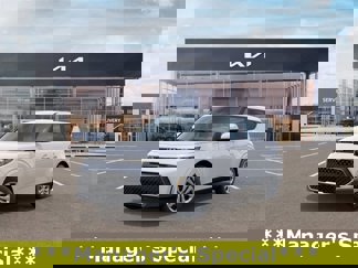 New 2025 Kia Soul LX image 1