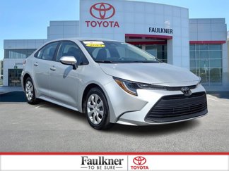 Certified 2023 Toyota Corolla LE image 1