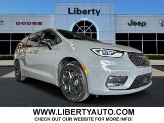 New 2025 Chrysler Pacifica Premium image 1