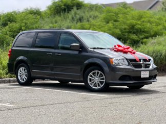 Used 2015 Dodge Grand Caravan SXT image 1