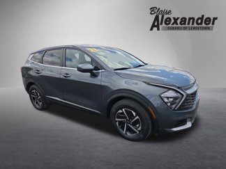 Used 2023 Kia Sportage LX image 1